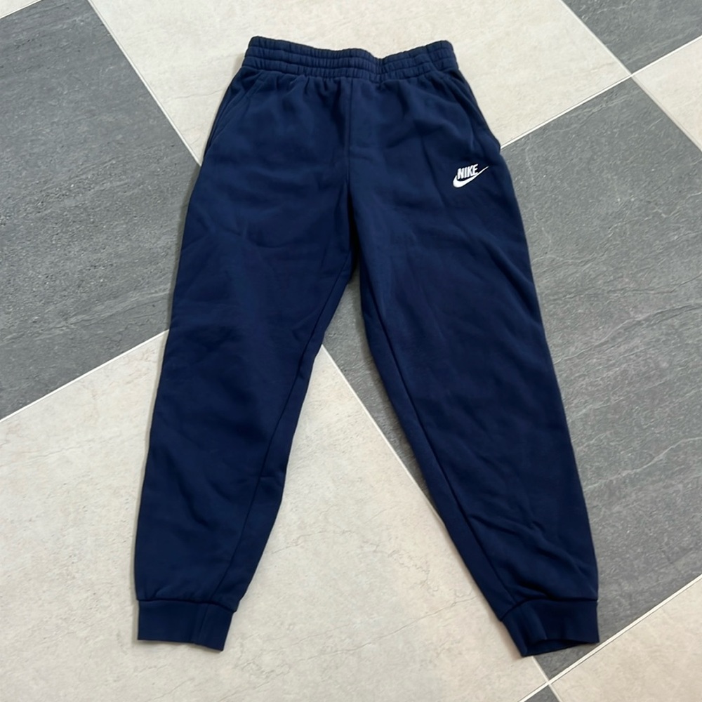 Nike boys jogger Size Large in Navy